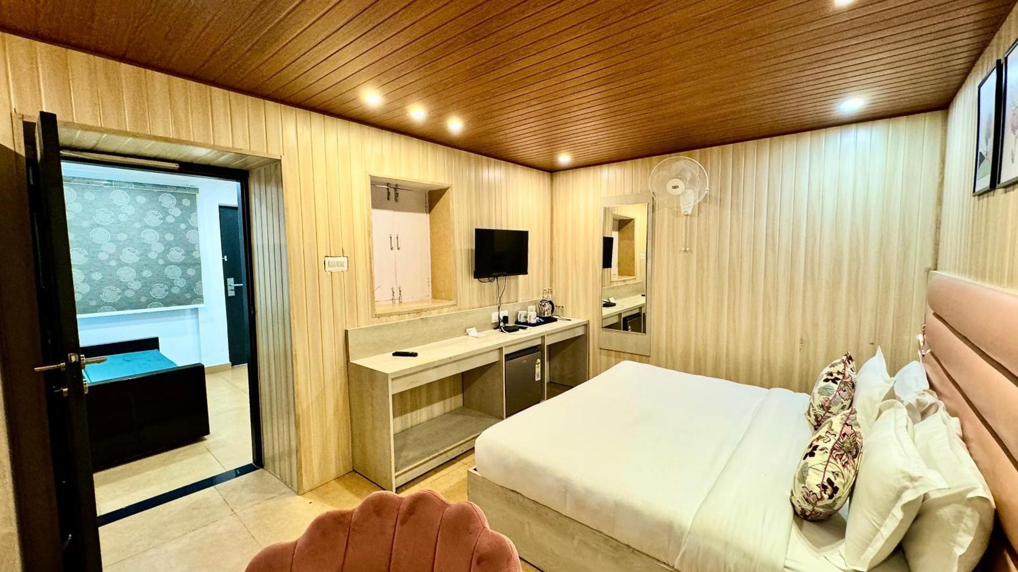 Hotel Pride Inn - 800 Mts From Mall Road Mussoorie Extérieur photo
