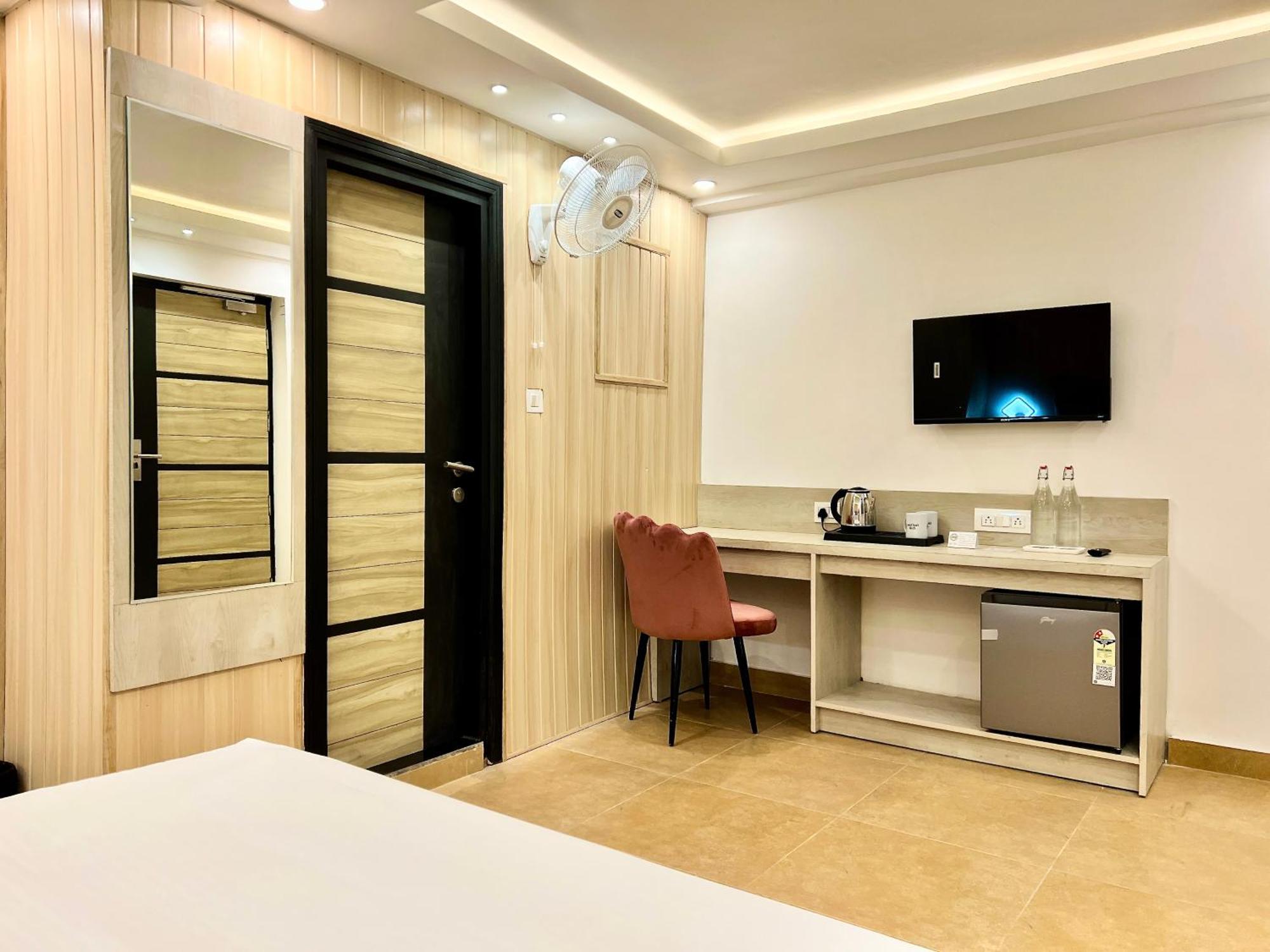 Hotel Pride Inn - 800 Mts From Mall Road Mussoorie Extérieur photo