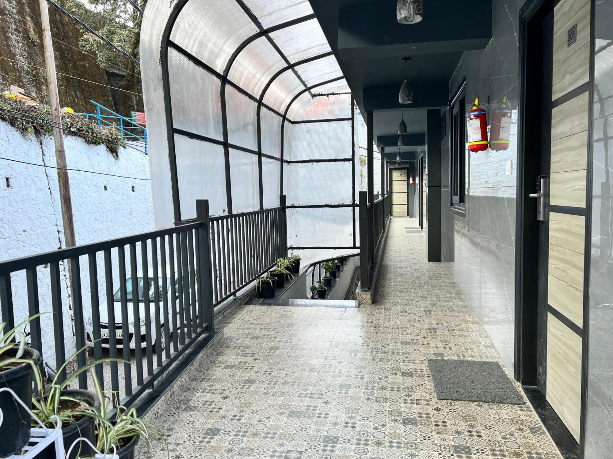 Hotel Pride Inn - 800 Mts From Mall Road Mussoorie Extérieur photo